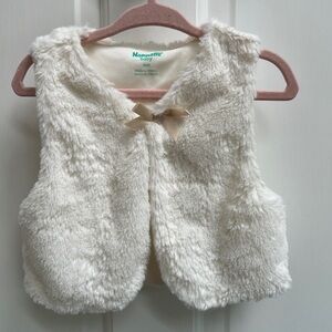 NWOT Nannette Baby 24M White/Beige Girls Formal Faux Fur Vest